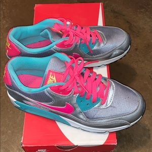 Air Max 90! Size 7Y! Silver, pink, and turquoise